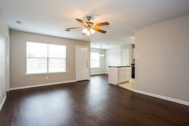 29023 Trinity River Dr in Spring, TX - Building Photo - Building Photo