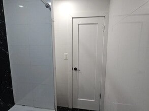 325 Ave E, Unit 3, Bayonne, NJ 07002 in Bayonne, NJ - Building Photo - Building Photo