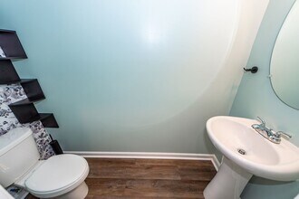 242 Torslanda Ln in Summerville, SC - Building Photo - Building Photo