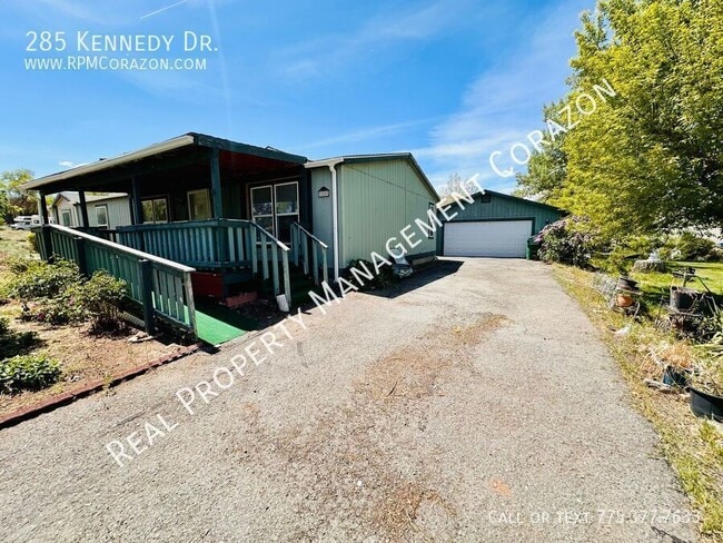 285 Kennedy Dr in Reno, NV - Building Photo - Building Photo
