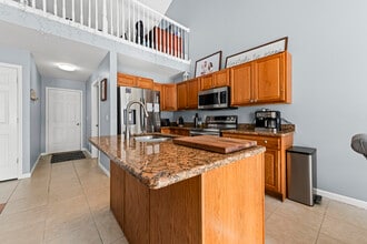 3836 Lesia Dr in Warren, MI - Building Photo - Building Photo