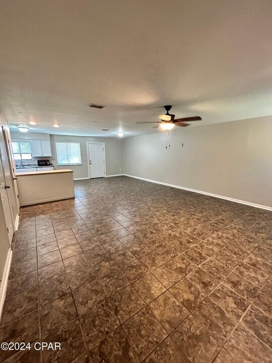147 Cheri Ln in Panama City, FL - Building Photo