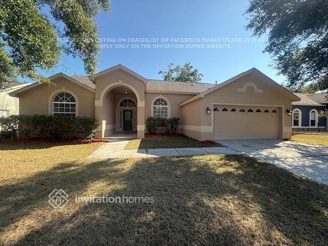 property at 1571 Parkglen Cir