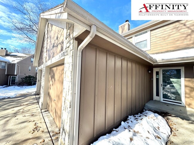 property at 1378 NW Jefferson Ct