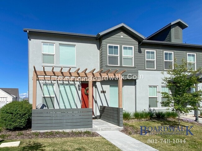 11459 S Stream Park Dr in South Jordan, UT - Building Photo - Building Photo