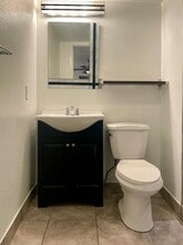 307 E Mitchell St, Unit F in Arlington, TX - Building Photo - Building Photo