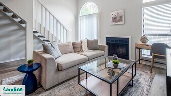 8293 George Brett Dr in Memphis, TN - Building Photo