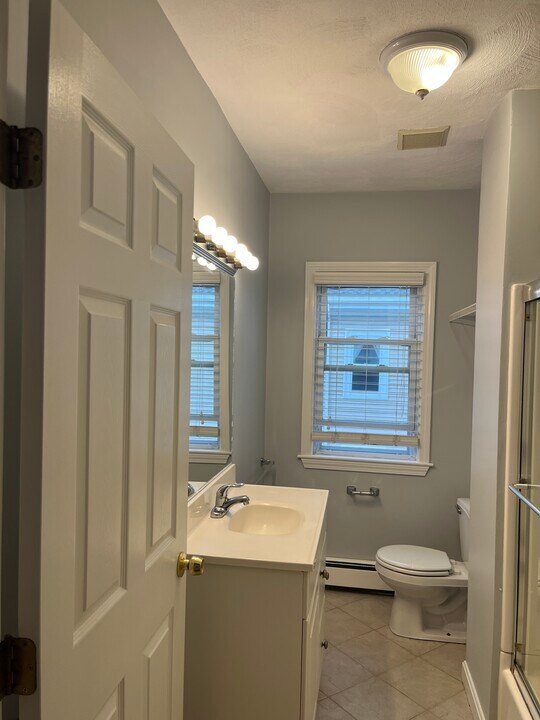 35 South St, Unit 2 in Waltham, MA - Building Photo