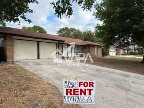 13207 La Ventana St in San Antonio, TX - Building Photo - Building Photo