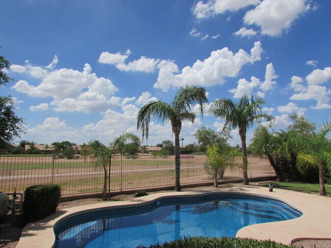 property at 1346 S Palomino Creek Dr