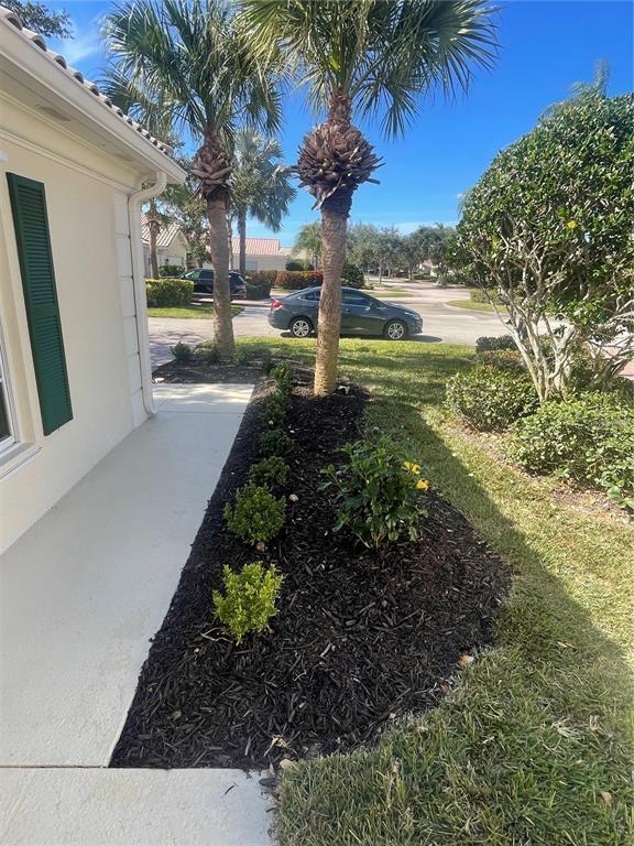 5651 Modena Pl in Sarasota, FL - Building Photo - Building Photo