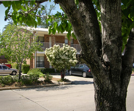 Mark I Apartments in Hattiesburg, MS - Foto de edificio - Building Photo