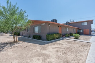 Decatur Rents Apartments in Las Vegas, NV - Building Photo - Building Photo