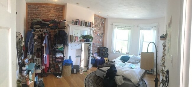 24 S Huntington Ave, Unit 3