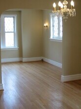 7304 Lindell Blvd in University City, MO - Foto de edificio - Building Photo