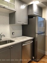 61 Park Dr, Unit 24 in Boston, MA - Building Photo