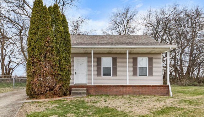 1941 Timberline Cir in Oak Grove, KY - Building Photo - Building Photo