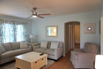 101 W Meyran Ave in Somers Point, NJ - Building Photo - Building Photo