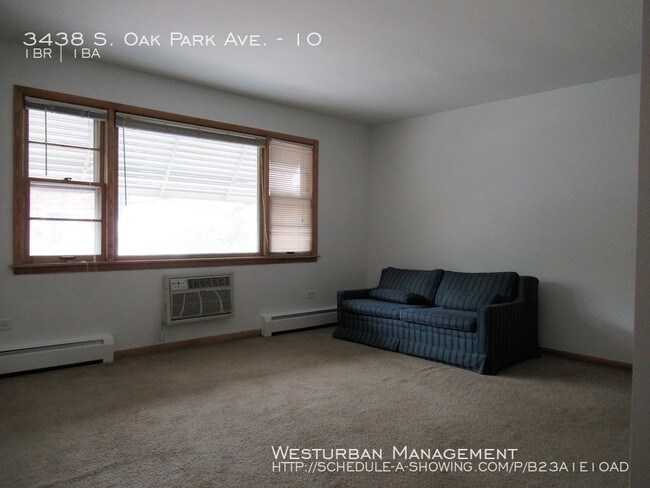 3438 S Oak Park Ave-Unit -10 in Berwyn, IL - Building Photo - Building Photo