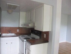 425 S Oak St in Arlington, TX - Building Photo - Building Photo