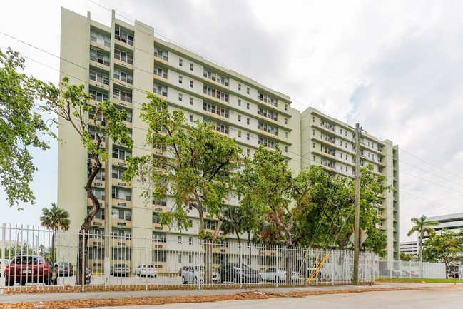 Claude Pepper Tower in Miami, FL - Building Photo - Building Photo