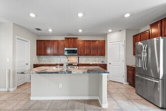 11201 Hudson Hills Ln in Riverview, FL - Building Photo - Building Photo
