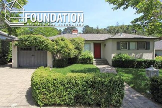 property at 124 Hilldale Dr