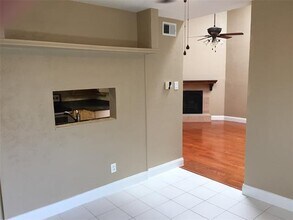 826 Creekside Dr in Lewisville, TX - Building Photo - Building Photo