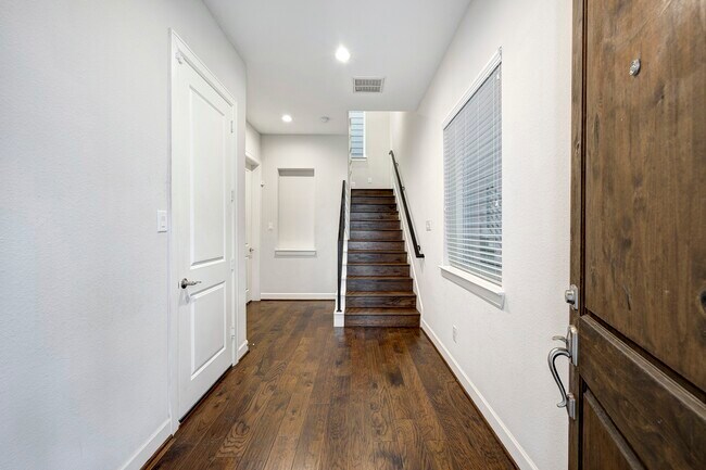 5932 Petty St in Houston, TX - Building Photo - Building Photo