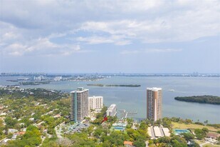 770 NE 69th St in Miami, FL - Building Photo