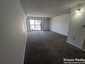 16 Elmer St, Unit 203 in Cambridge, MA - Building Photo