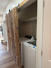 3556 W 73rd Ave, Unit 3 in Merrillville, IN - Foto de edificio - Building Photo