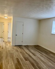 Meadow Pointe Apartments in Harrodsburg, KY - Foto de edificio - Interior Photo