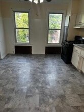 28 Lincoln St in Jersey City, NJ - Building Photo - Building Photo