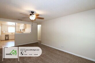 2326 Corona St in Redding, CA - Building Photo - Building Photo