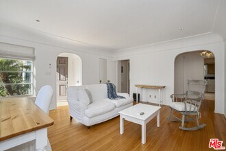 1033 9th St in Santa Monica, CA - Building Photo - Building Photo
