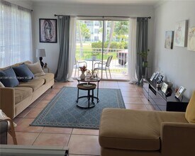 1631 NE 114th St, Unit 107 in Miami, FL - Building Photo - Building Photo