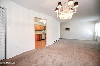 59 Amberly Dr in Englishtown, NJ - Building Photo - Building Photo