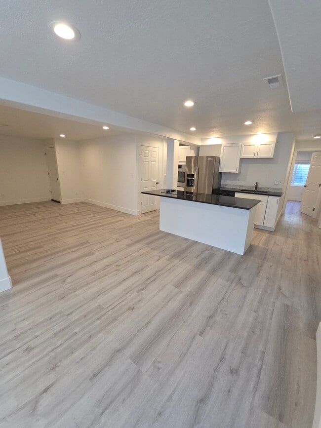 property at 7169 W Hawker Ln