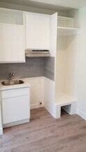 2131 Carmona Ave in Los Angeles, CA - Building Photo - Building Photo