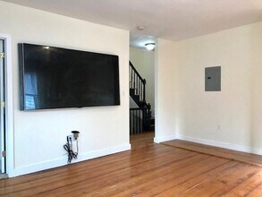 22 Marcella St, Unit 3 in Boston, MA - Building Photo - Building Photo