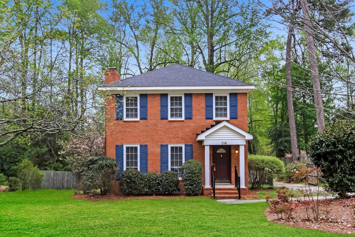 158 Stone Mill Dr in Martinez, GA - Foto de edificio