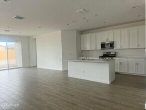 2890 E Frontiersman Ln in San Tan Valley, AZ - Building Photo - Building Photo
