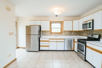 201 Chesterton Blvd in Chesterton, IN - Building Photo - Building Photo