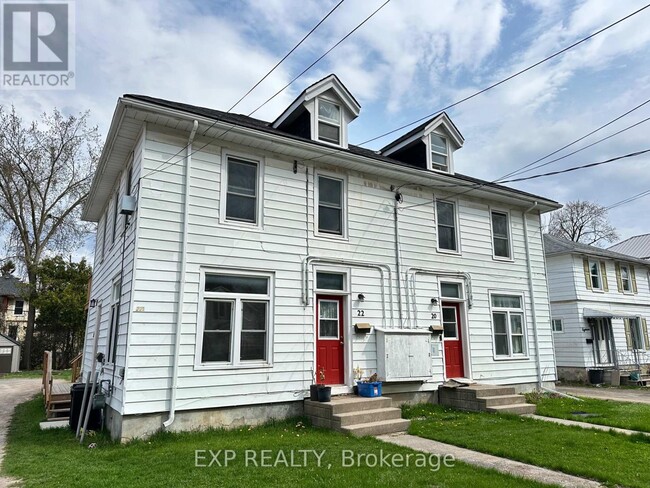 22 A Charlotte St