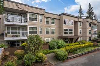 Sequoyah Condominiums in Edmonds, WA - Building Photo - Building Photo