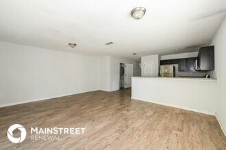 548 Eiseman Wy in Jacksonville, FL - Building Photo - Building Photo