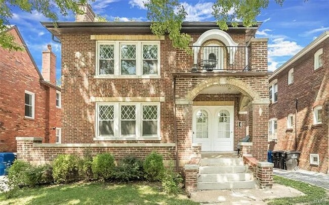 property at 7375 Amherst Ave