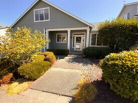 11311 45th Ave SE in Everett, WA - Building Photo
