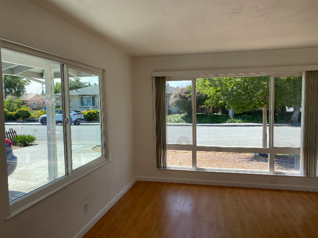 935 Linden Dr in Santa Clara, CA - Building Photo - Building Photo